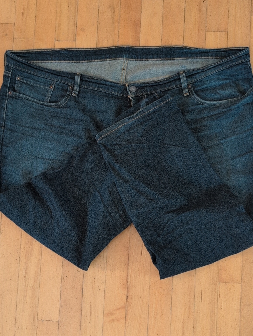 Men's Levi's 541 Dark Blue Denim Jeans - 48x29